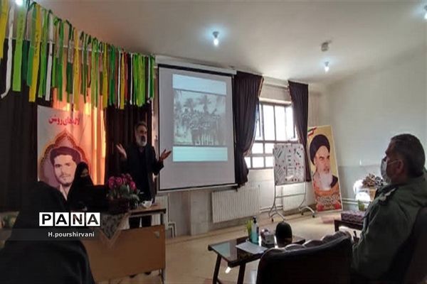 مراسم یادواره شهدا و طرح لاله‌های روشن