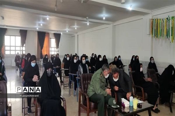 مراسم یادواره شهدا و طرح لاله‌های روشن