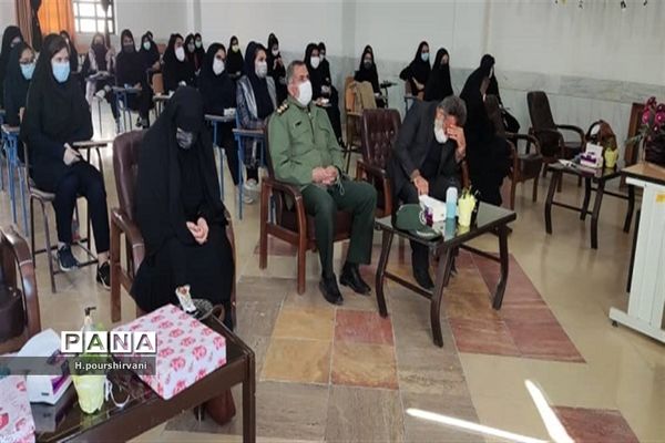 مراسم یادواره شهدا و طرح لاله‌های روشن