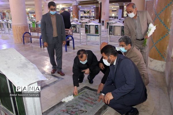 میثاق مسئولان نظام تعلیم و تربیت با شهدای گرانقدر در بوشهر