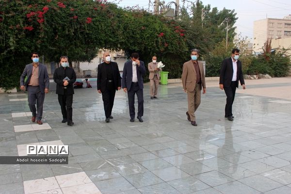 میثاق مسئولان نظام تعلیم و تربیت با شهدای گرانقدر در بوشهر