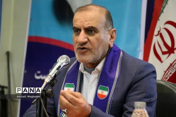 مراسم تجلیل از فعالان سازمان دانش‌آموزی خراسان رضوی(2)