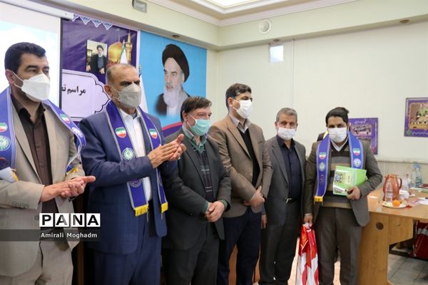 مراسم تجلیل از فعالان سازمان دانش‌آموزی خراسان رضوی(2)