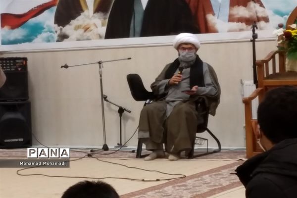 نشست قرارگاهی انجمن اسلامی دانش‌آموزان شهرستان  کاشمر