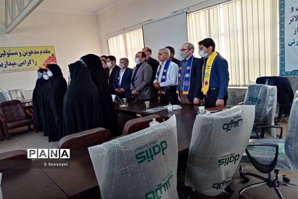 برگزاری جلسه هم‌اندیشی مربیان پیشتاز منطقه زواره