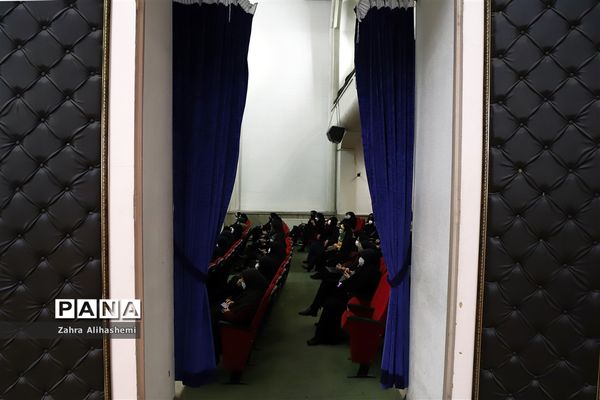 آیین تجلیل از معلمان پژوهنده برتر شهر تهران