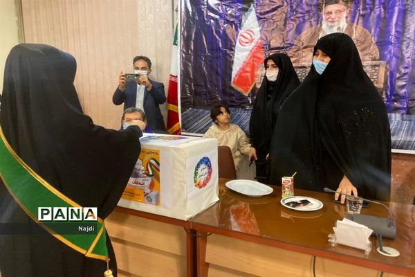 برگزاری انتخابات هیات رئیسه مجلس دانش‌آموزای منطقه 1