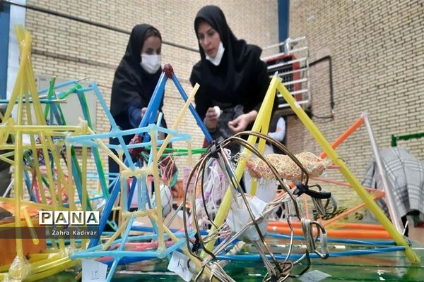 هفته پژوهش در مدارس آباده