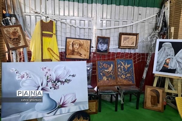 برگزاری نمایشگاه عرضه و فروش محصولات کارآفرینان شهرستان دماوند