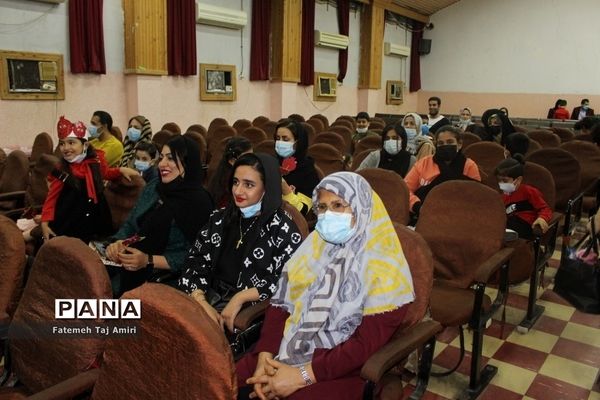 یلدای فاطمی مجتمع آموزشی پیشتازان شهرستان بوشهر