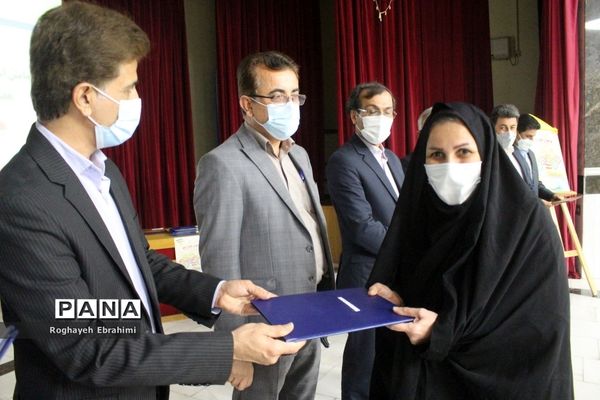همایش استانی تجلیل از دانش‌آموزان و عوامل اجرایی جشنواره هفتم نوجوان خوارزمی در بوشهر