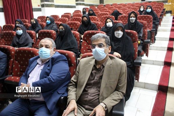 همایش استانی تجلیل از دانش‌آموزان و عوامل اجرایی جشنواره هفتم نوجوان خوارزمی در بوشهر