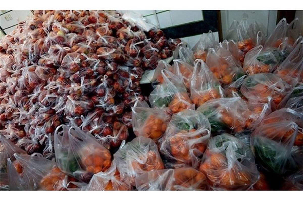 توزیع ۴۰۰۰ بسته‌ معیشتی میوه شب یلدا در اصفهان