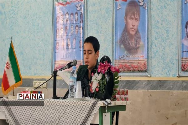 برگزاری طرح ملی لاله‌های روشن درآموزشگاه پسرانه شهید تات جوادآباد