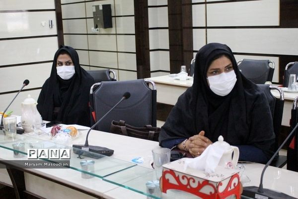 نشست کارشناسان انجمن اولیا و مربیان شهرستان‌ها و مناطق آموزش و پرورش استان بوشهر
