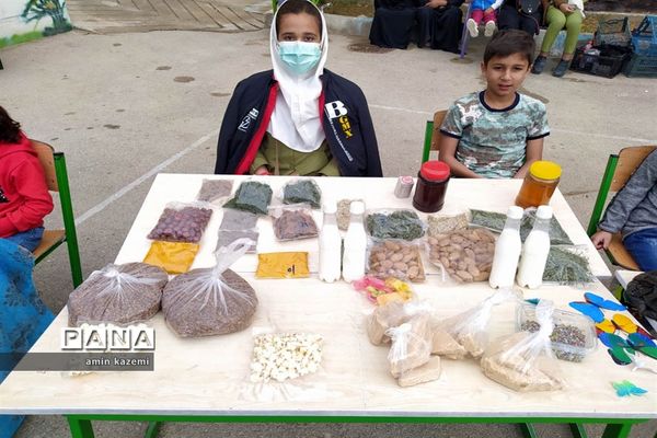 برنامه بوم دبستان نرجس خاتون رستاق از بخش‌های شهرستان داراب