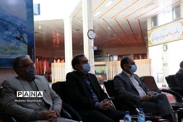 نشست هم‌اندیشی قطب 3 کانون‌های فرهنگی تربیتی کشور در مشهد