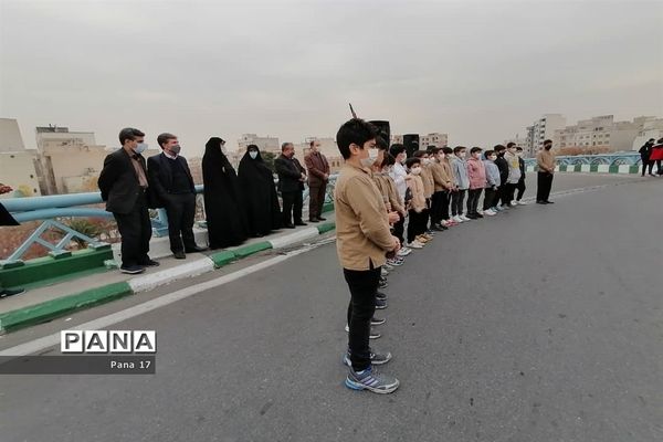 اجرای سرود به‌مناسبت نهم دی در منطقه 17 تهران