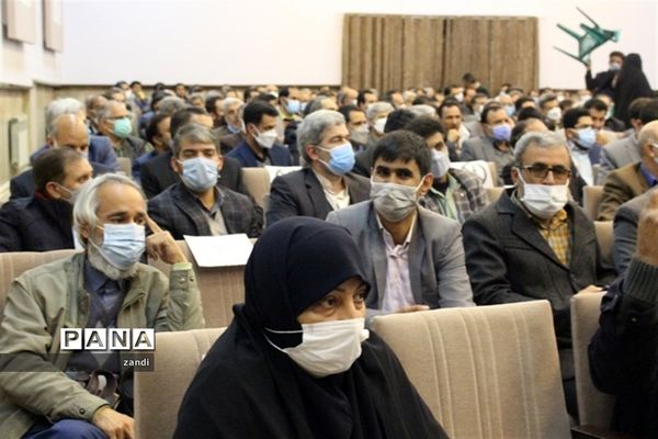 مراسم تکریم و معارفه مدیر‌کل آموزش و پرورش استان کرمان
