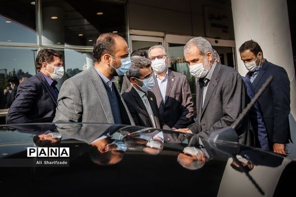 بازدید وزیر آموزش و پرورش از نمایشگاه دستاوردهای جهاد دانشگاهی