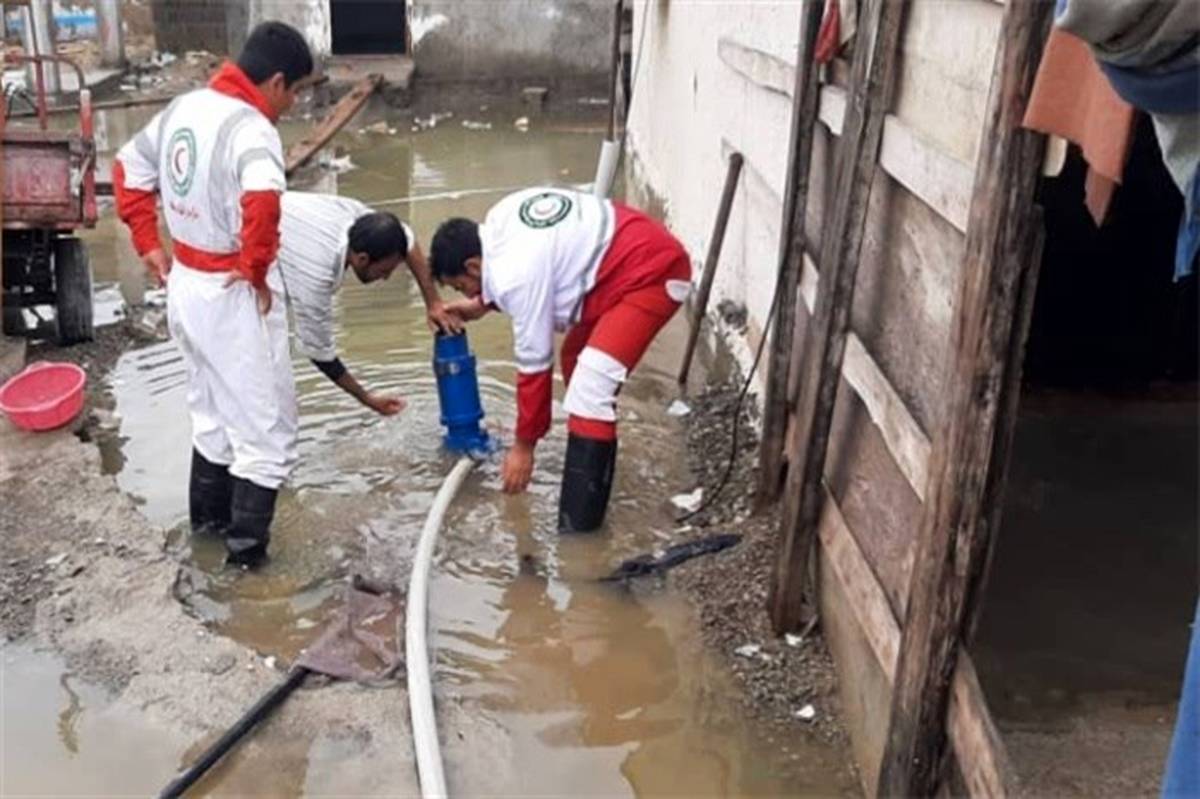بیش‌ از ۲ هزار آسیب‌دیده سیلاب سیستان و بلوچستان امدادرسانی شدند