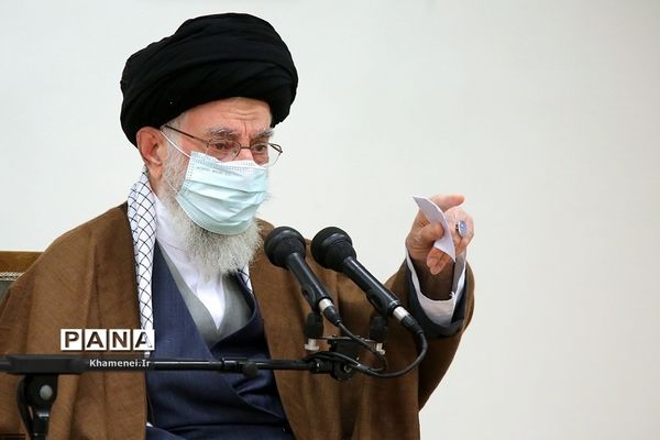 دیدار خانواده و اعضای ستاد بزرگداشت شهید حاج قاسم سلیمانی با رهبر انقلاب اسلامی