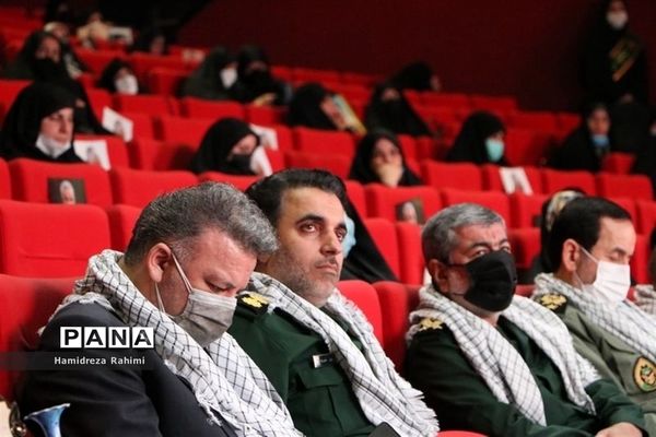 برگزاری کنگره ۲۰۰۰ شهید منطقه ۱۵ تهران