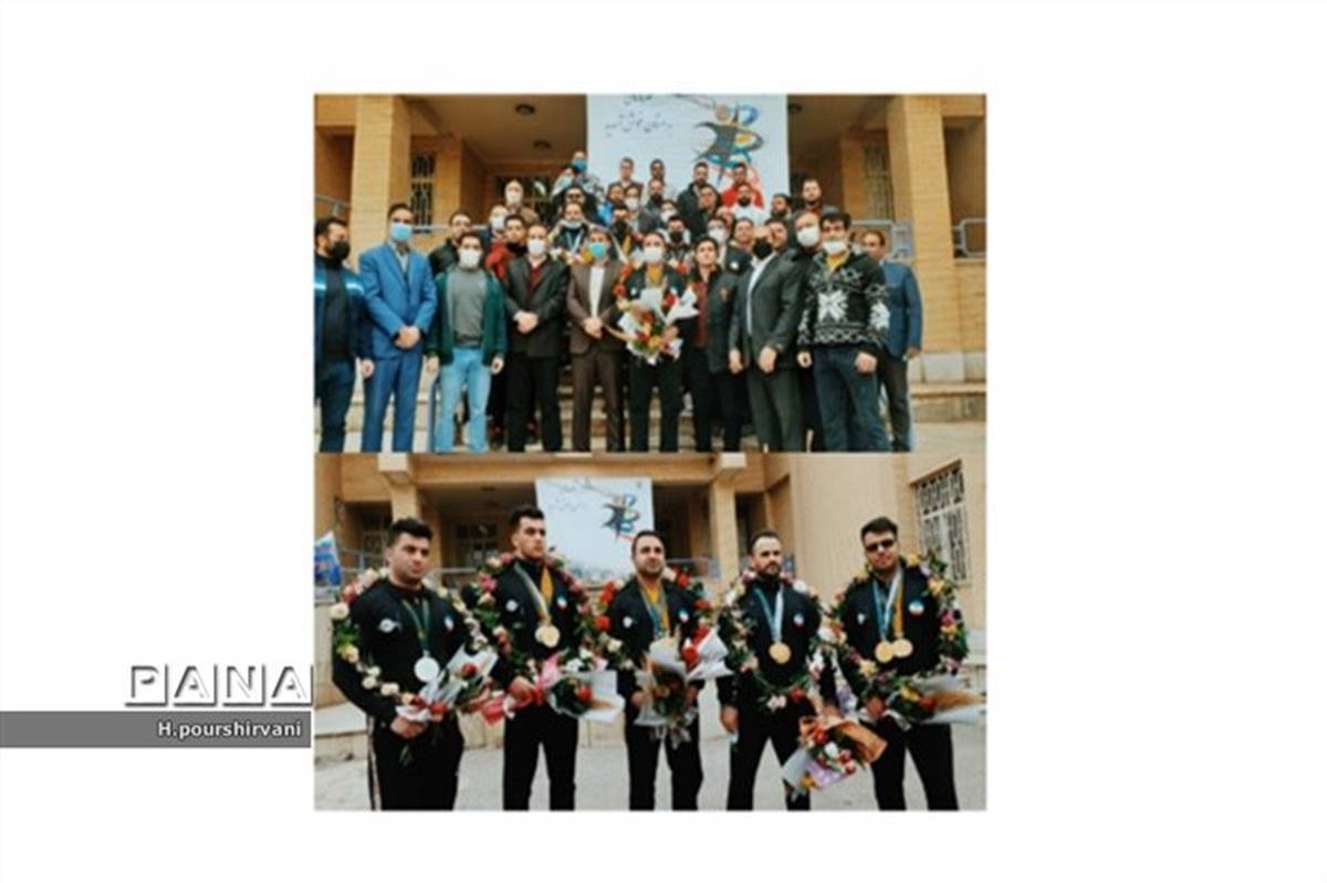 بازگشت قهرمانان پاورلیفتینگ چهارمحالی از مسابقات آسیایی ترکیه
