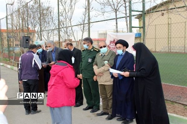 مراسم روز درختکاری درکانون فرهنگی هنری رشد قزوین