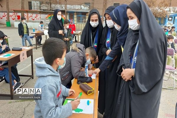 مراسم روز درختکاری در شهرستان قرچک مدرسه علم‌ و‌ ادب با شعار هر دانش‌آموز یک نهال