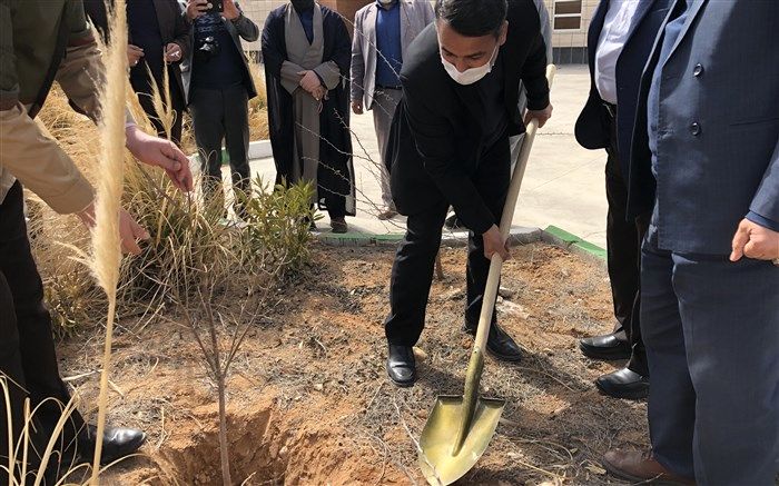 برگزاری مراسم روز درختکاری در اردوگاه دانش‌آموزی بجنورد