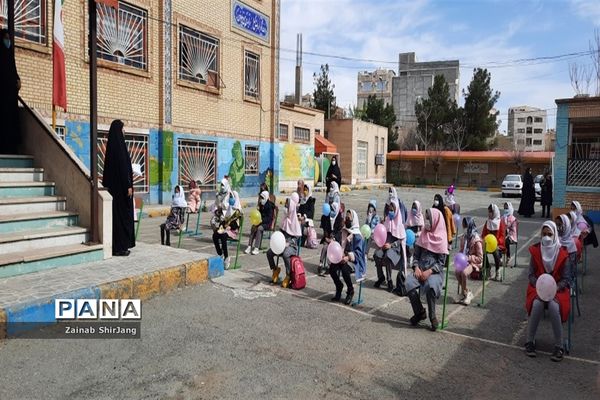 جشن نیکوکاری دبستان شهید عباس خلج شهرستان رباط‌کریم