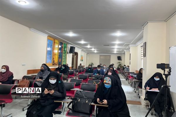 برگزاری دوره ضمن خدمت جهاد تبیین و سیر تربیت اسلامی دانش‌آموزان