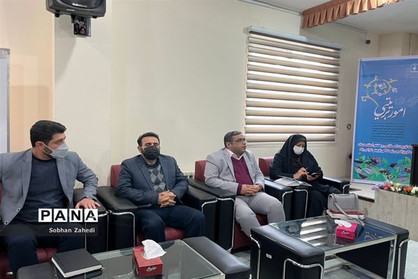 برگزاری دوره ضمن خدمت جهاد تبیین و سیر تربیت اسلامی دانش‌آموزان