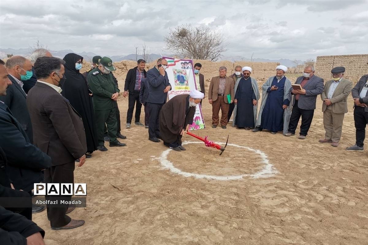 کلنگ‌زنی پروژه مدرسه شش کلاسه در روستای دهنو، خلیل آباد