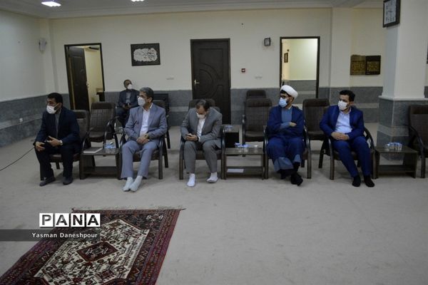 دیدار سرپرست معاونت پرورشی و فرهنگی وزارت آموزش و پرورش با نماینده ولی فقیه در استان بوشهر
