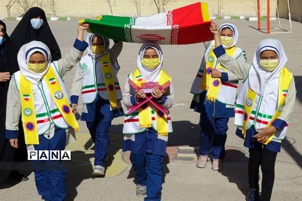 برگزاری مراسم جشن نیکوکاری  و روز درختکاری در شهرستان ورزنه