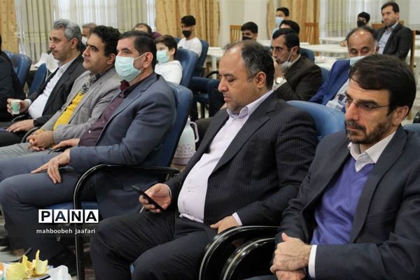 نشست وزیر آموزش و پرورش با فرهنگیان و دانش آموزان مازندران