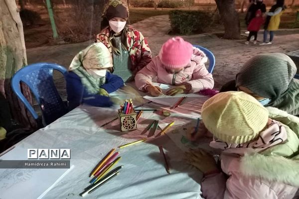 برگزاری غرفه‌های فرهنگی اجتماعی مهر ولایت در محله کیانشهر منطقه ۱۵