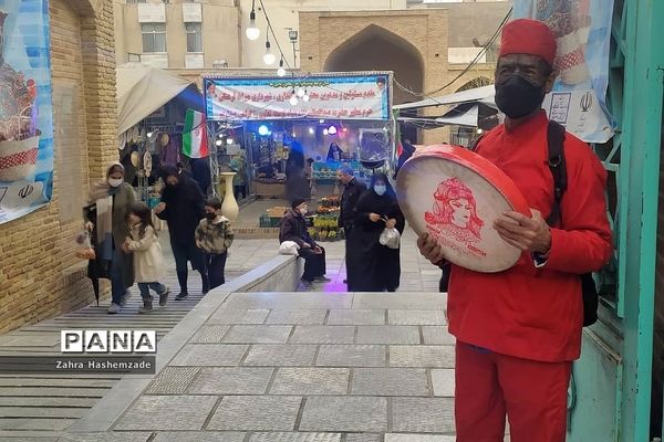 جشنواره عیدانه و صنایع‌دستی در شهرری