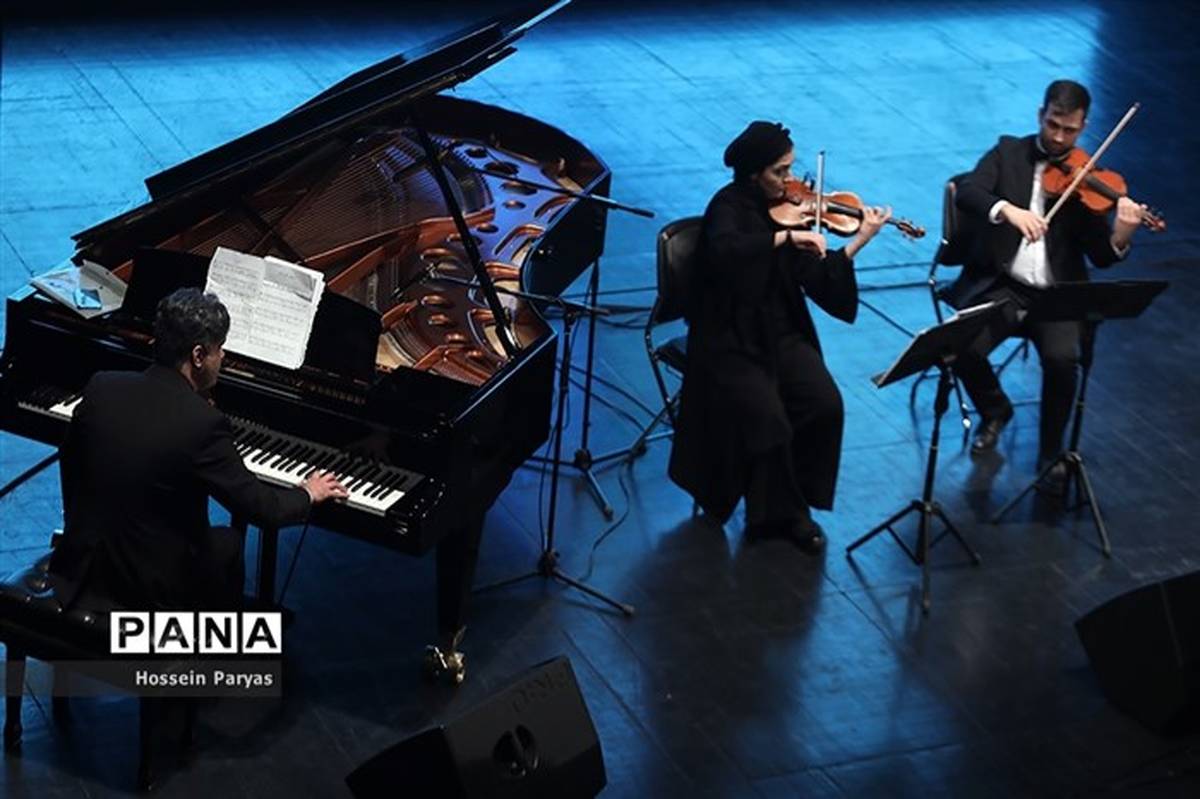 اجرای دو نوازنده ایتالیایی در تالار وحدتِ تهران