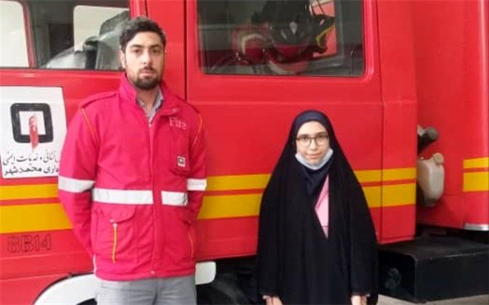 آتش‌نشان جوانی البرزی که با شجاعت به هموطنان خود خدمت می‌کند