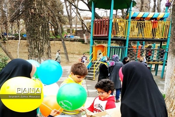 پویش «حال خوب» توسط دانش آموزان منطقه ۱۳ در بوستان قیطریه
