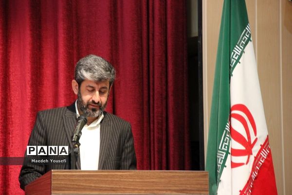مراسم اختتامیه نمایشگاه‌های مدرسه انقلاب دراسلامشهر