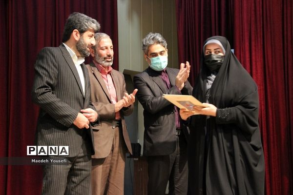 مراسم اختتامیه نمایشگاه‌های مدرسه انقلاب دراسلامشهر