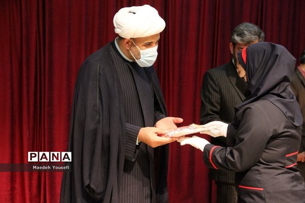 مراسم اختتامیه نمایشگاه‌های مدرسه انقلاب دراسلامشهر