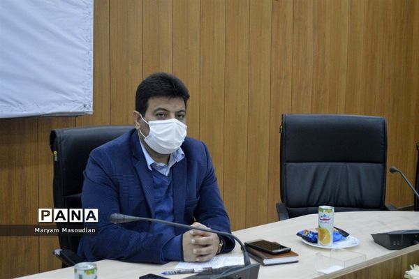 آیین پایان دوره فن‌بیان و سخنوری مجمع ملی جوانان استان بوشهر