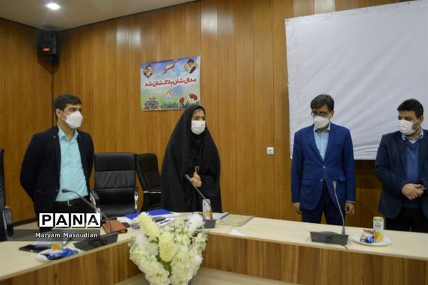 آیین پایان دوره فن‌بیان و سخنوری مجمع ملی جوانان استان بوشهر