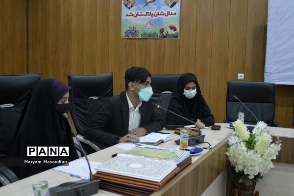 آیین پایان دوره فن‌بیان و سخنوری مجمع ملی جوانان استان بوشهر