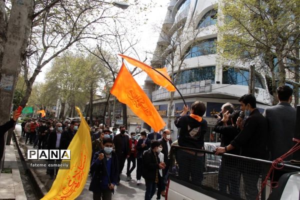 راهپیمایی دانش‌آموزی مهدی یاوران به مناسبت نیمه شعبان در ساری